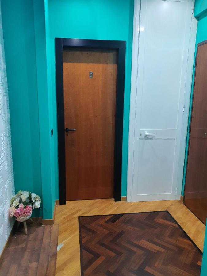 B B Desy Acomodação com café da manhã Caserta Exterior foto